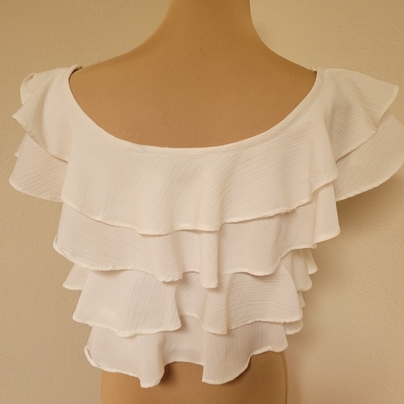 Roper White Ruffle Blouse - Picture 4 of 4
